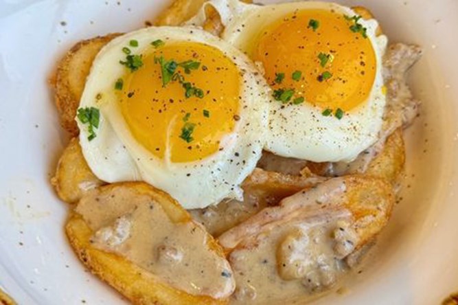 Recipe Brew City Potato Waves Bowl with Sausage Sawmill Gravy & Sunny Eggs rollup.jpg