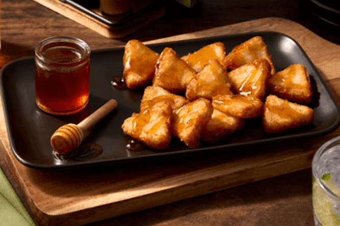 Anchor_GriddledCheeseBites_Recipe_SLIHot_0704-min.png
